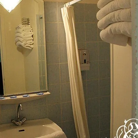 Du Relais D'auniac Hotel