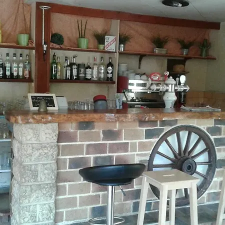 Du Relais D'auniac Otel Gourdon-en-quercy