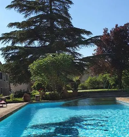 Du Relais D'auniac Otel